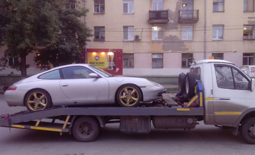Эвакуируем Porsche